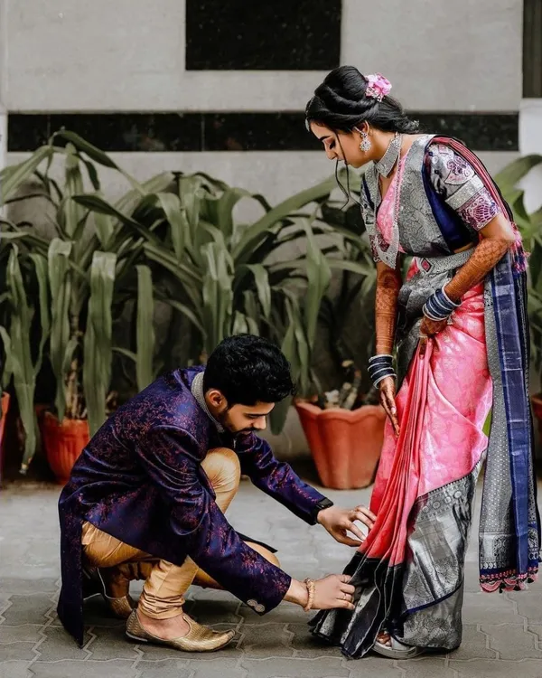Pink_Embellished_Banarasi_Jacquard_Saree_(Pink)